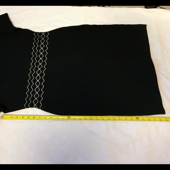 Nina Leonard 3Season retro black dress. gold hued design elements - Picture 8 of 9